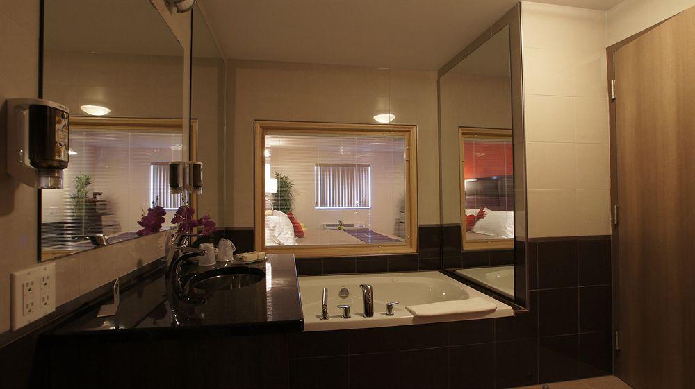 Dreamz Inn กอเดอริช ภายนอก รูปภาพ