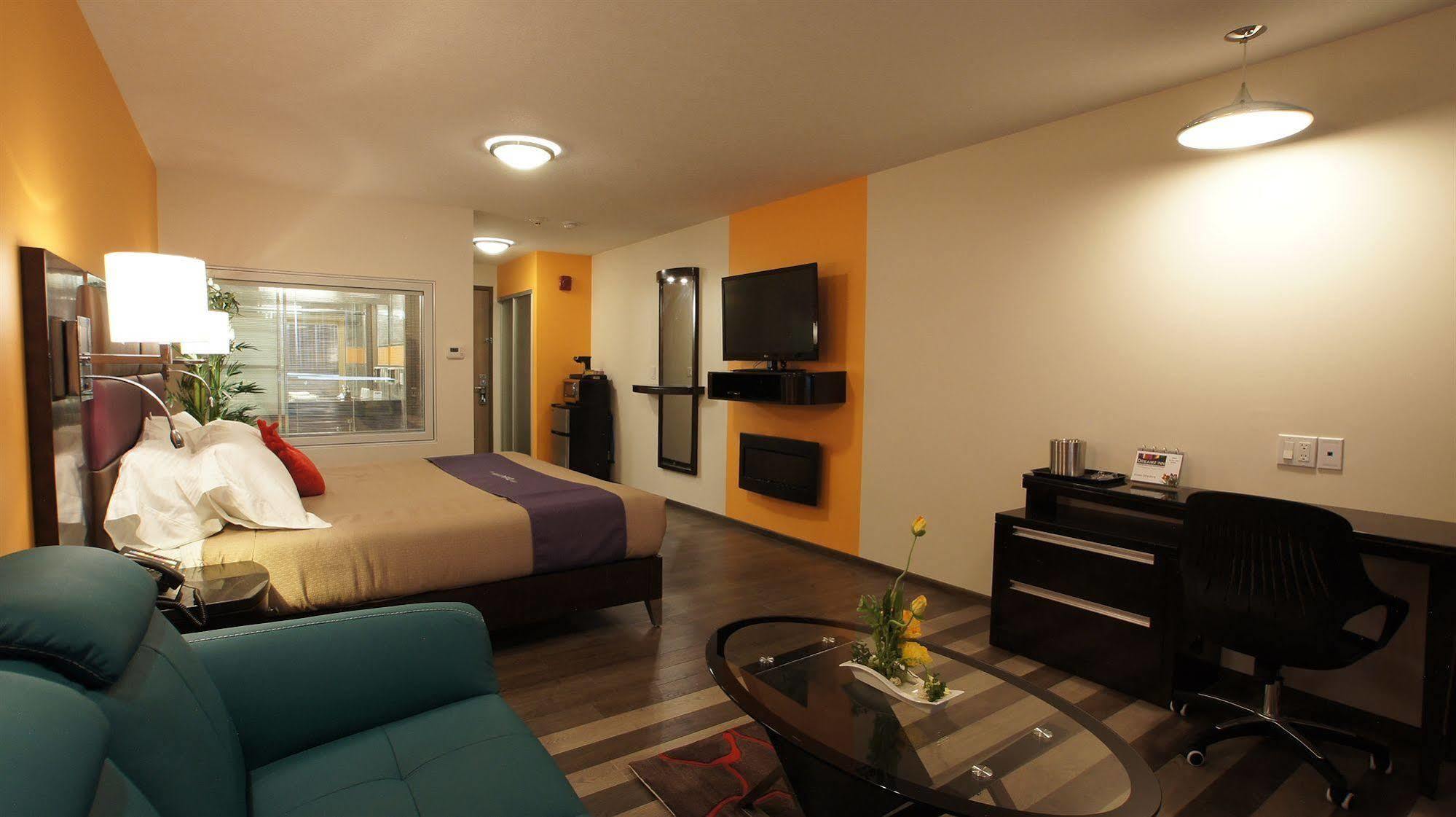 Dreamz Inn กอเดอริช ภายนอก รูปภาพ